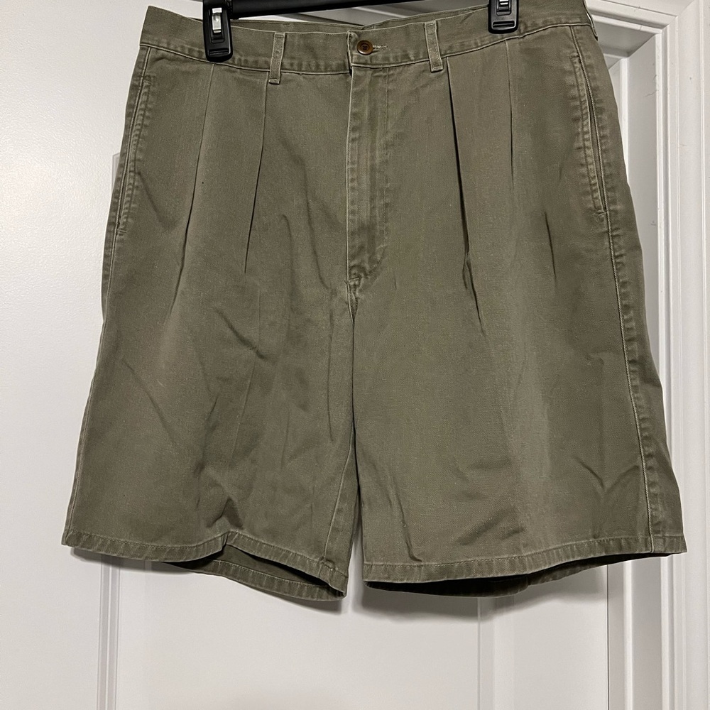 Navajo American Men's Olive Green Shorts size 34